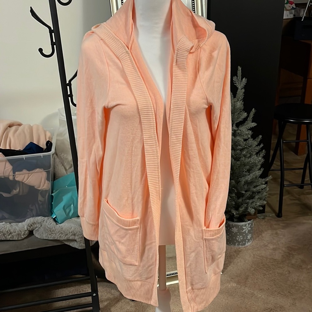 NWT torrid size 00 beautiful blush pink super soft hooded cardigan with pockets!